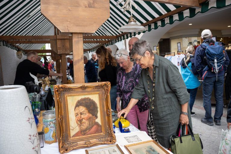 "Bares für Rares"-Flair in Bludenz – diese Schätze sind in Vorarlbergs Kellern und Dachböden zu finden