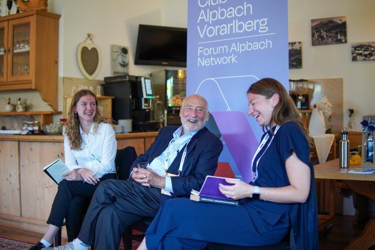 Bild 1_EFA25_Stiglitz.jpg