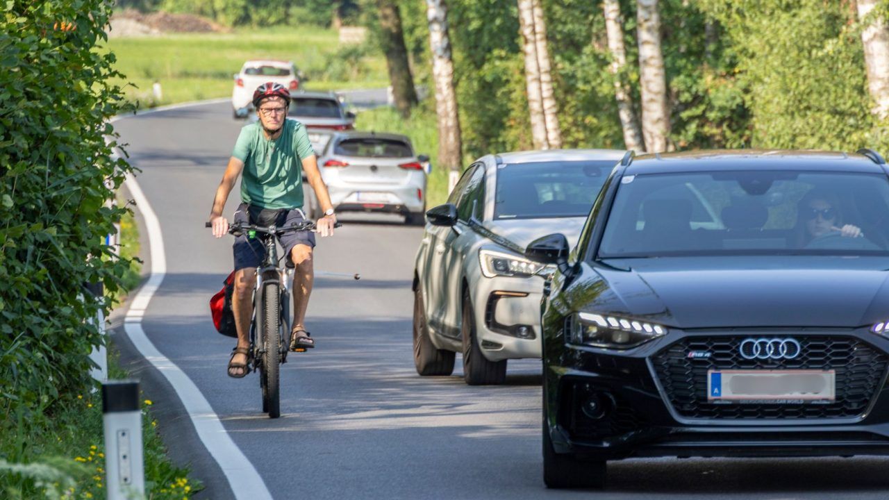 Ried-Radweg vertagt: "Der Radler ist halt nichts wert"
