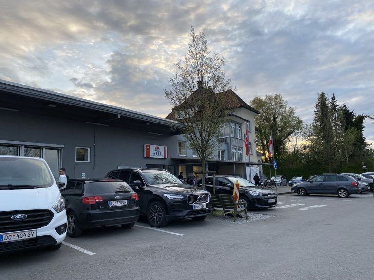 fastenbrechen moschee