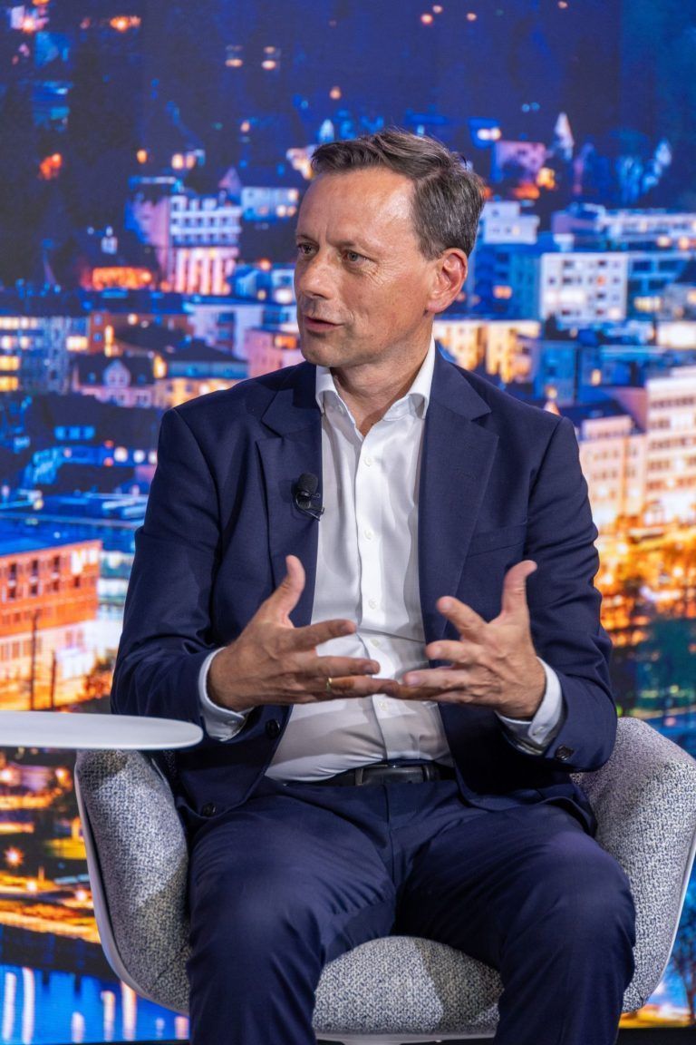 "Ich erwarte auch von FPÖ-Parteiobmann Herbert Kickl, dass er sich klar distanziert"
