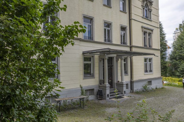Nach mehreren Insolvenzen von Immo-Unternehmer: Neue Firma in Liechtenstein