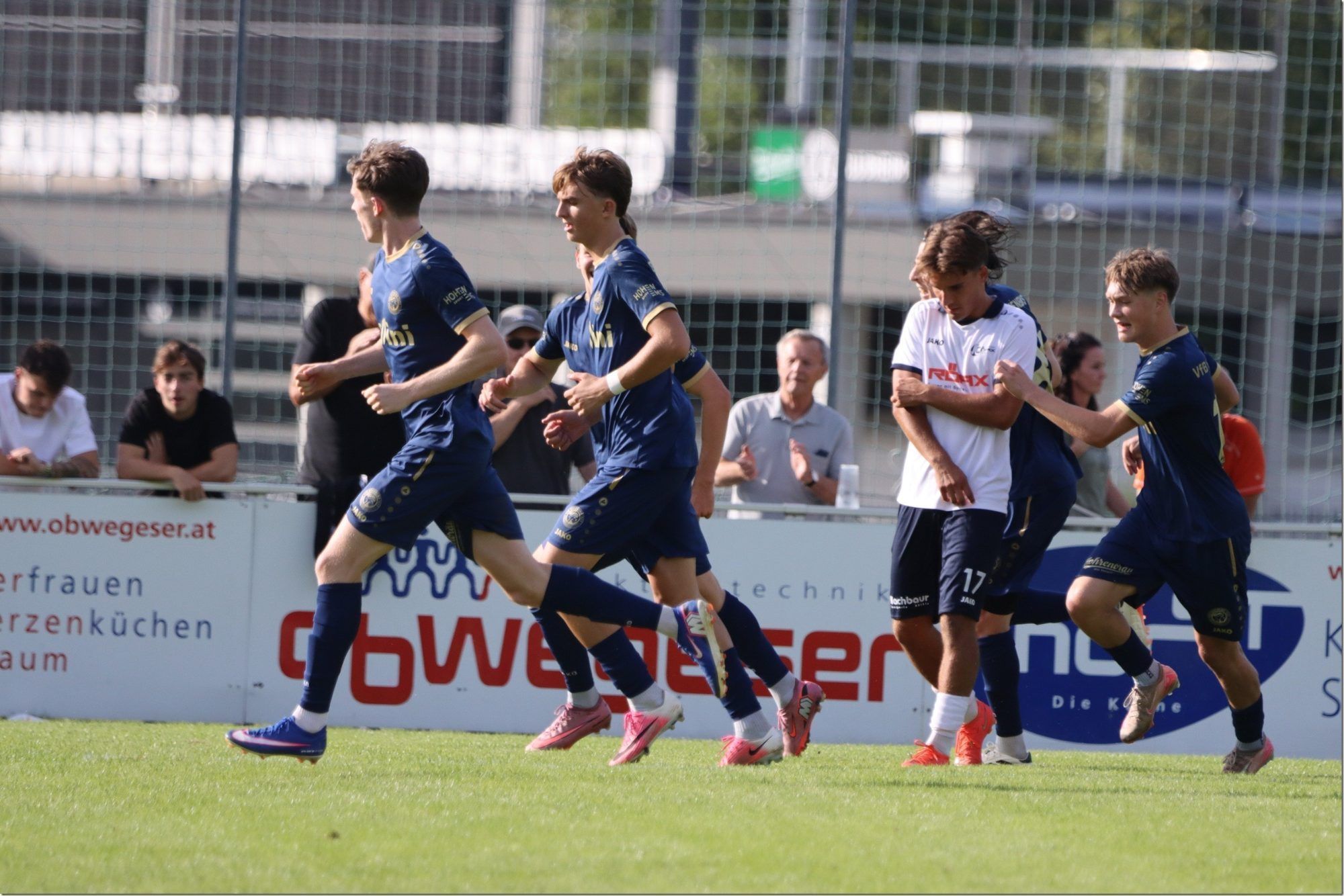 Szenen vom Derby Hohenems vs Röthis. VN-TK/10