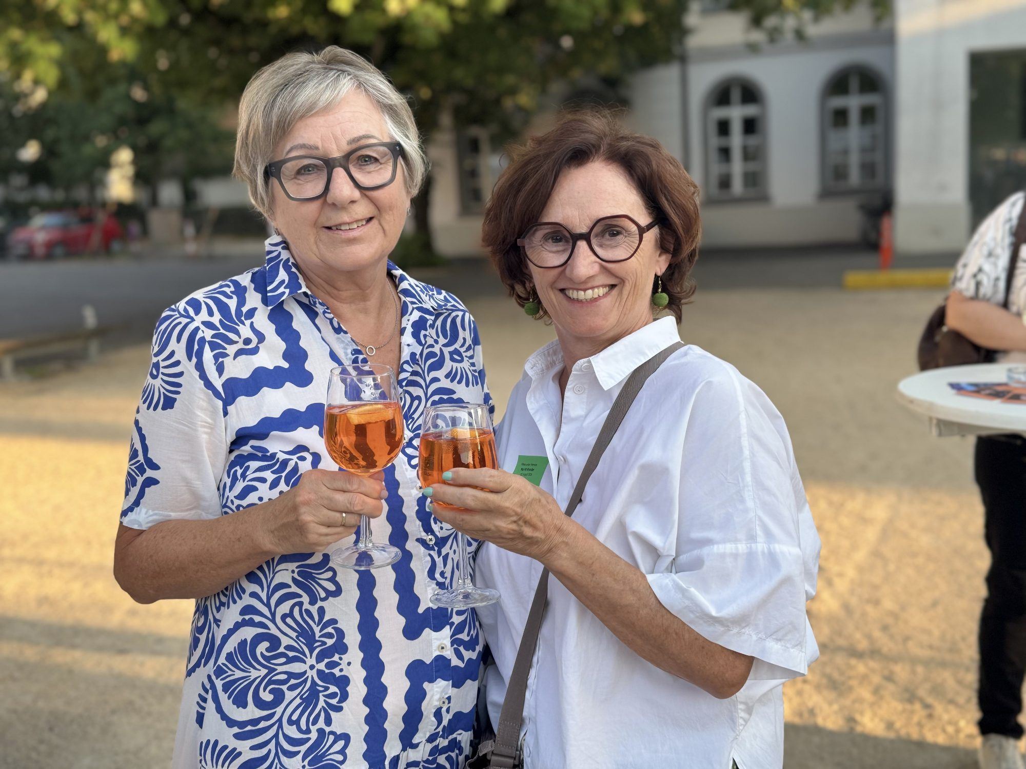 Langjährige Freundinnen: Evelyn Lampert und Sonja Walser.