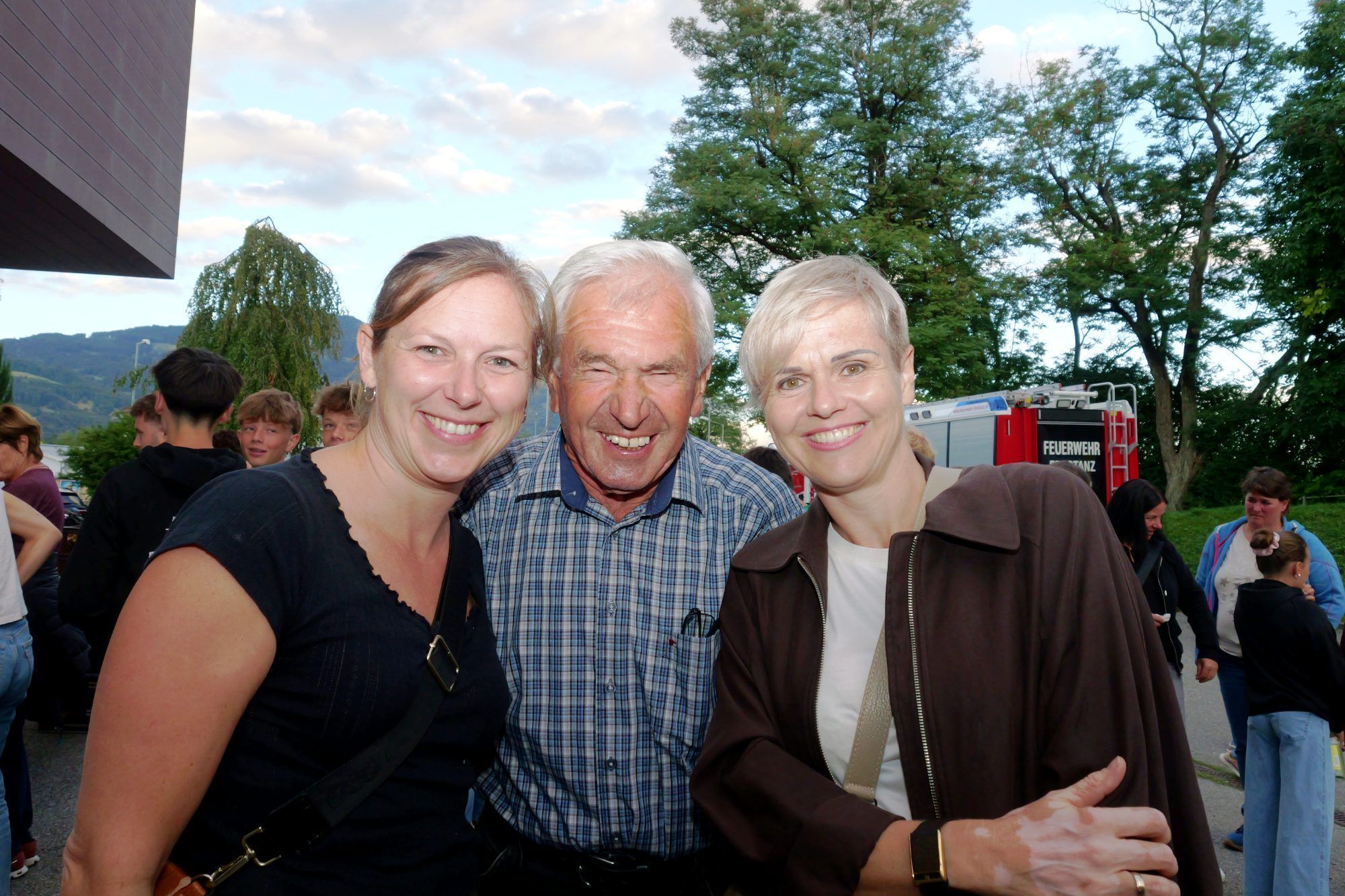 Anna Schuster, Roland Schmid und Monika Pichler feierten den Auftritt.