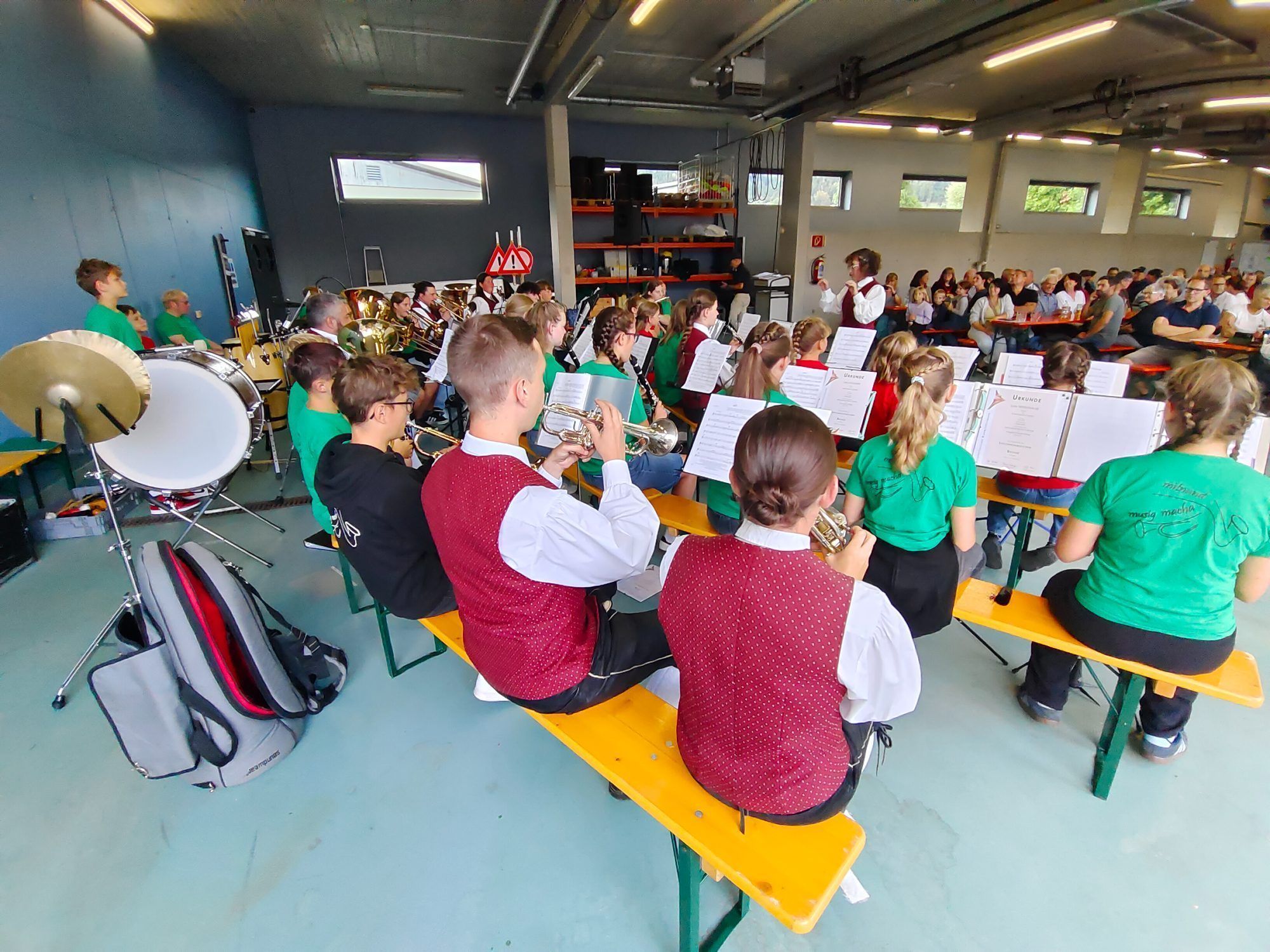 Der Auftritt der Jugend bewies, dass auf dem Mini- und Jungmusiklager viel Neues einstudiert wurde.