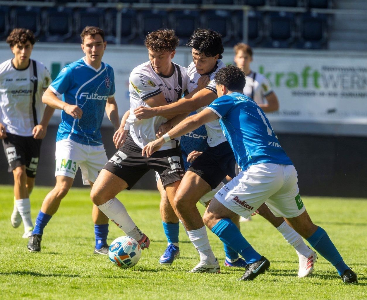 Szenen vom Derby Altach II vs FC Lustenau- Fotos: VN-Paulitsch/9