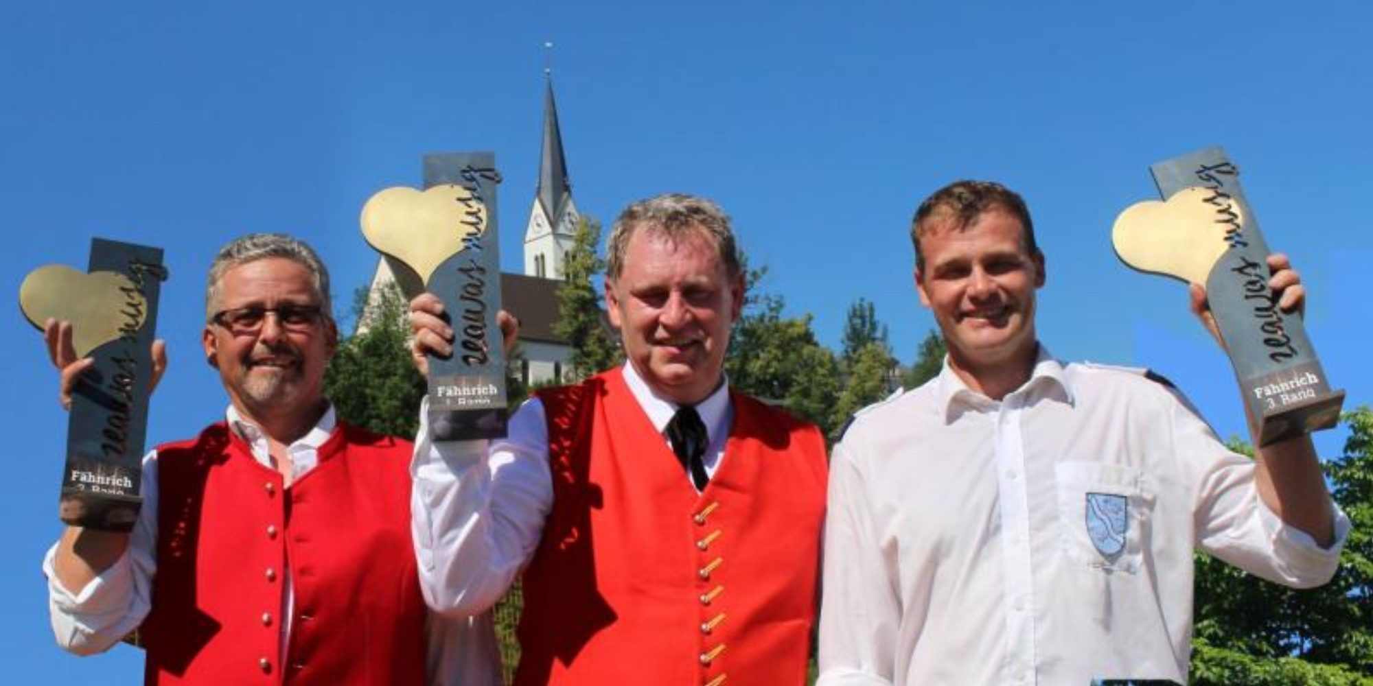 Beim Bezirksmusikfest 2016 in Egg wurde Lothar Eiler Sieger im Fähnrich-Wettbewerb.