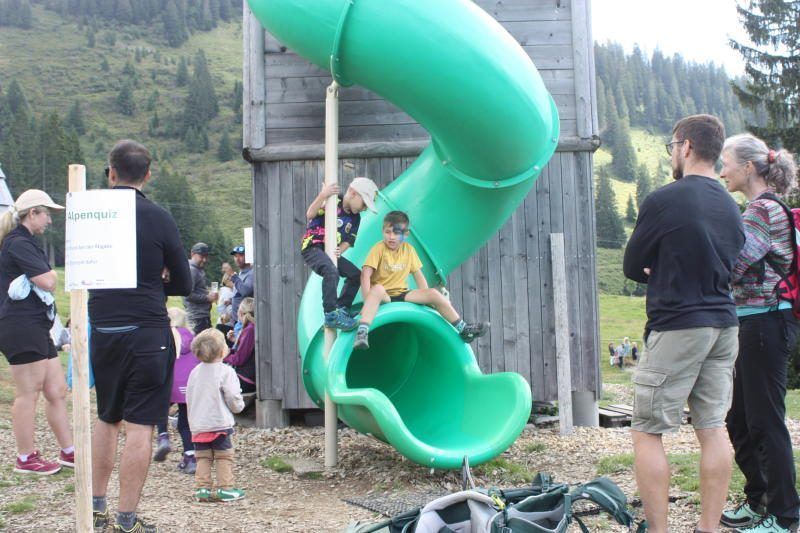 Naturerlebnis und Familienspaß in Laterns am Sonntag im Family-Cup.