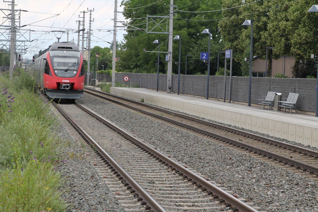 "Ich verstehe nicht, warum es eingeführt wurde" – Ehemaliger Verkehrsplaner des Landes kritisiert das neue VVV-Tarifsystem
