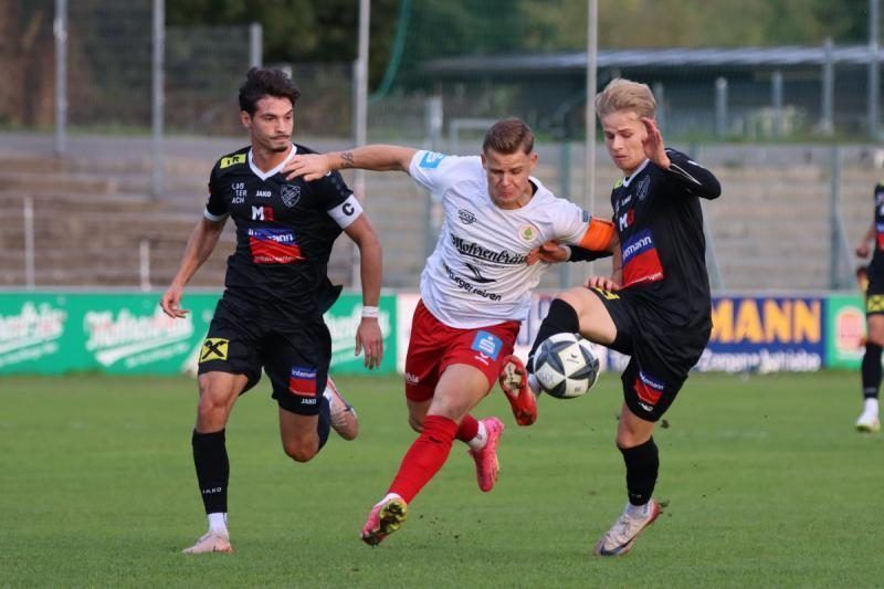 Das elfte Saisontor von Tamas Herbaly brachte im Derby die Entscheidung zugunsten von Dornbirn gegen Lauterach. VN-TK