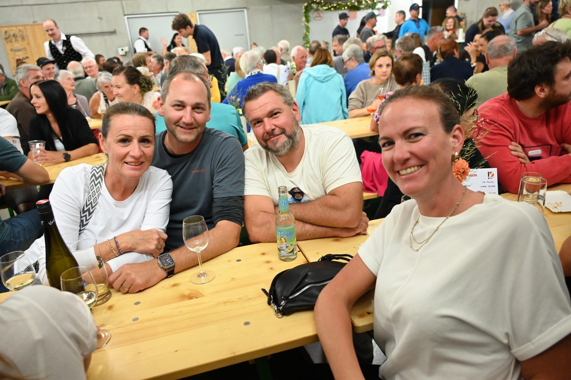 Brazerinnen und Brazer trafen sich beim Brozer Dörflefest.