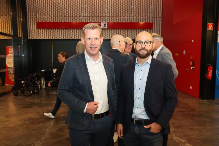 Prominente Gäste strömten zur Eröffnung der Herbstmesse