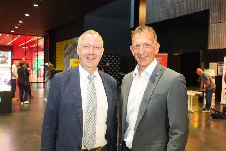Prominente Gäste strömten zur Eröffnung der Herbstmesse