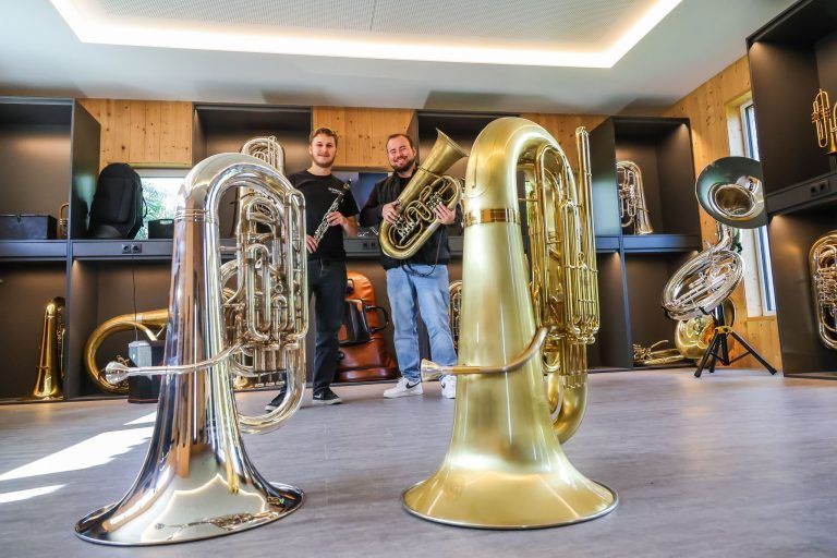 Die Werkstatt für den guten Ton: Altacher Musikhandel baut sein Angebot aus