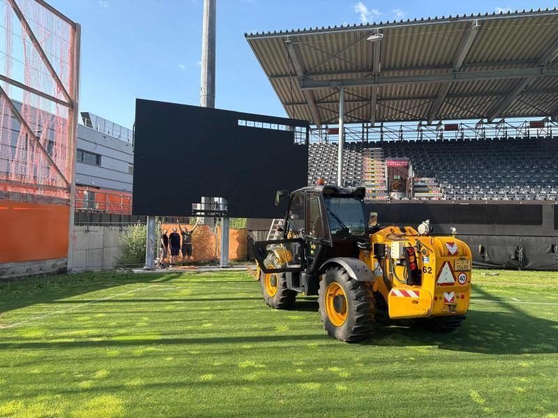 Neue Videowall im Stadion Herrenried. VN-TK/11, Rest Privat/16