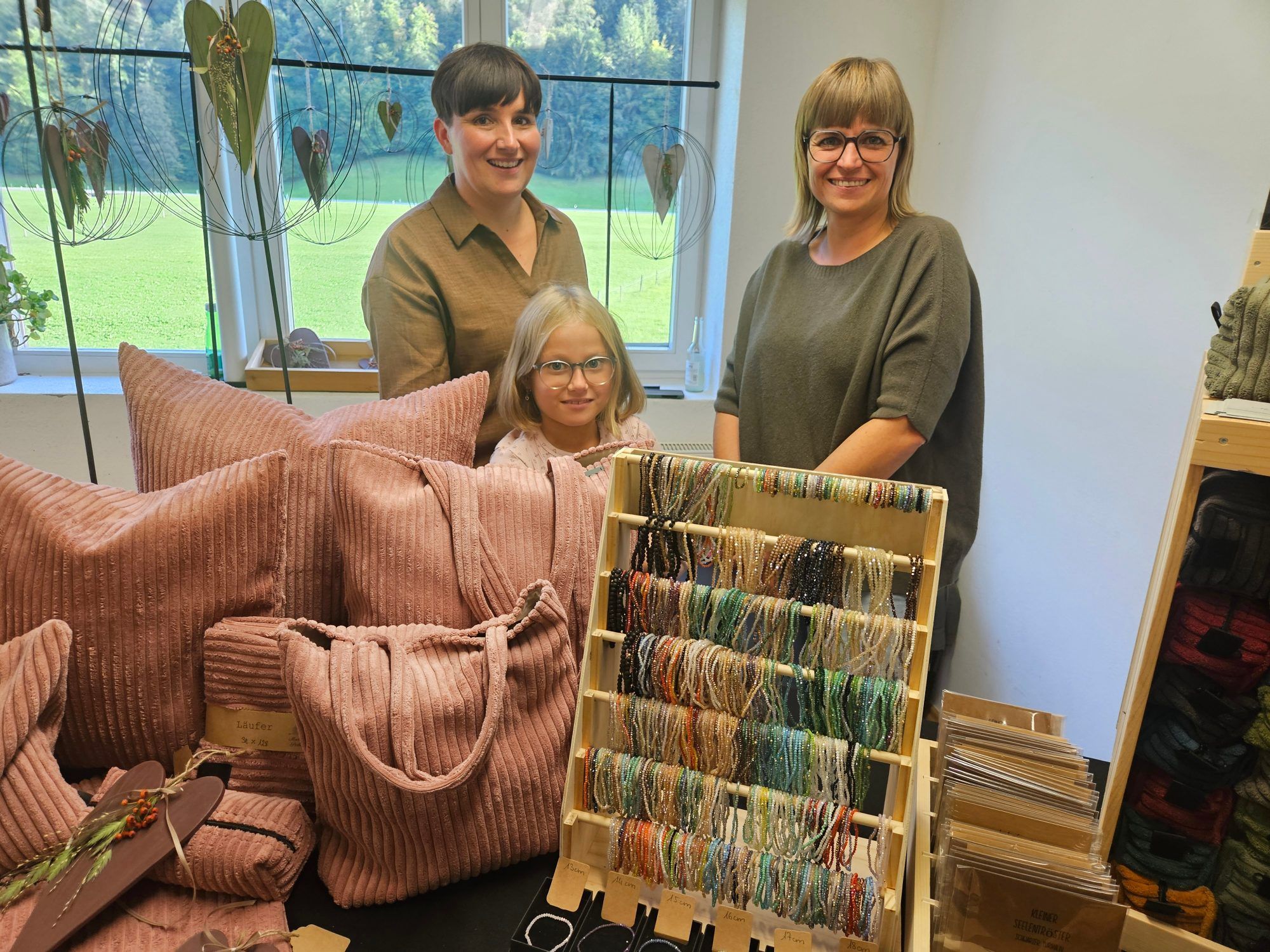 Frauen aus dem Bregenzerwald boten ein kreatives Sortiment.