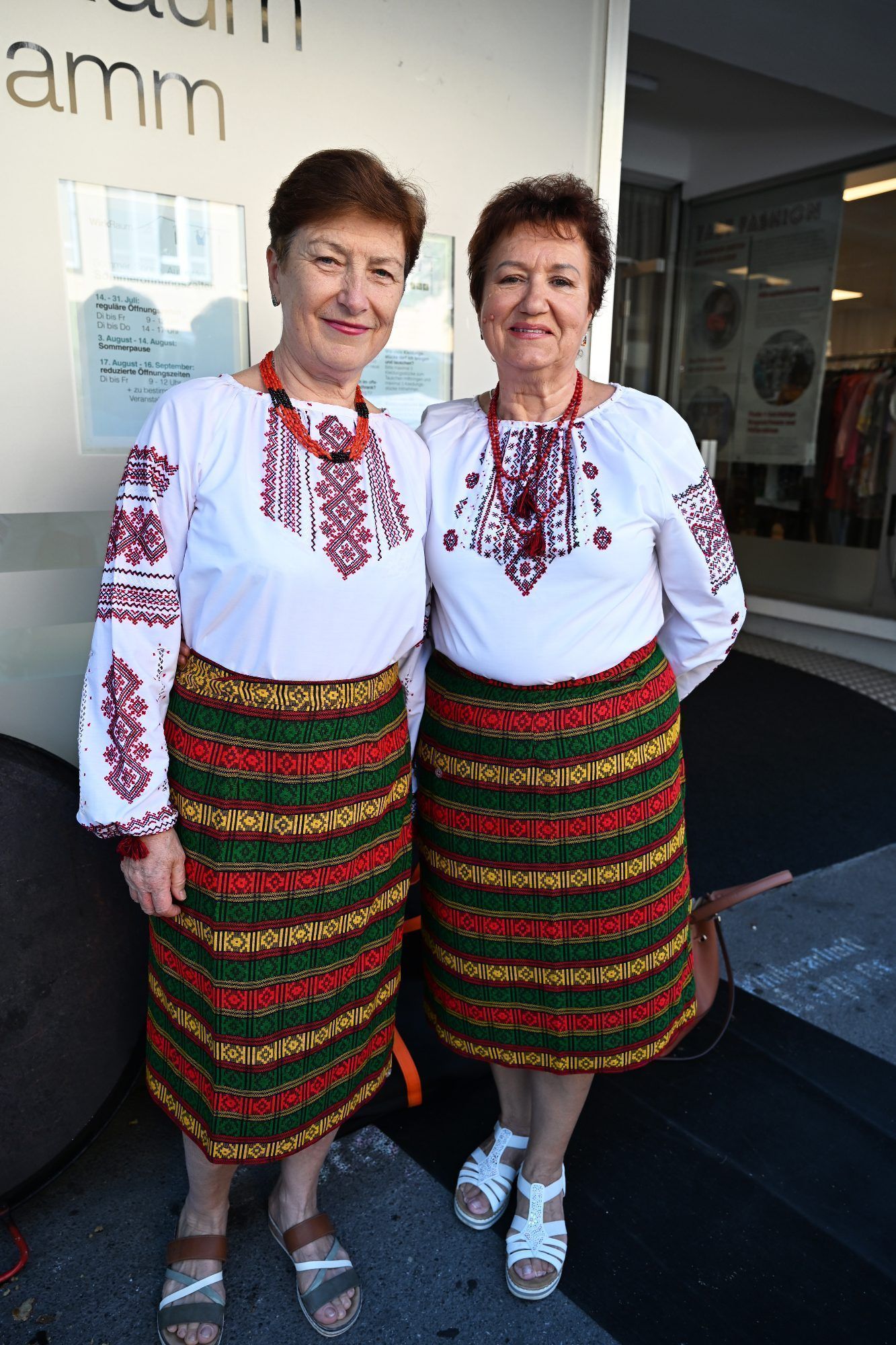 Die ukrainischen Sängerinnen waren in traditioneller Tracht gekleidet.