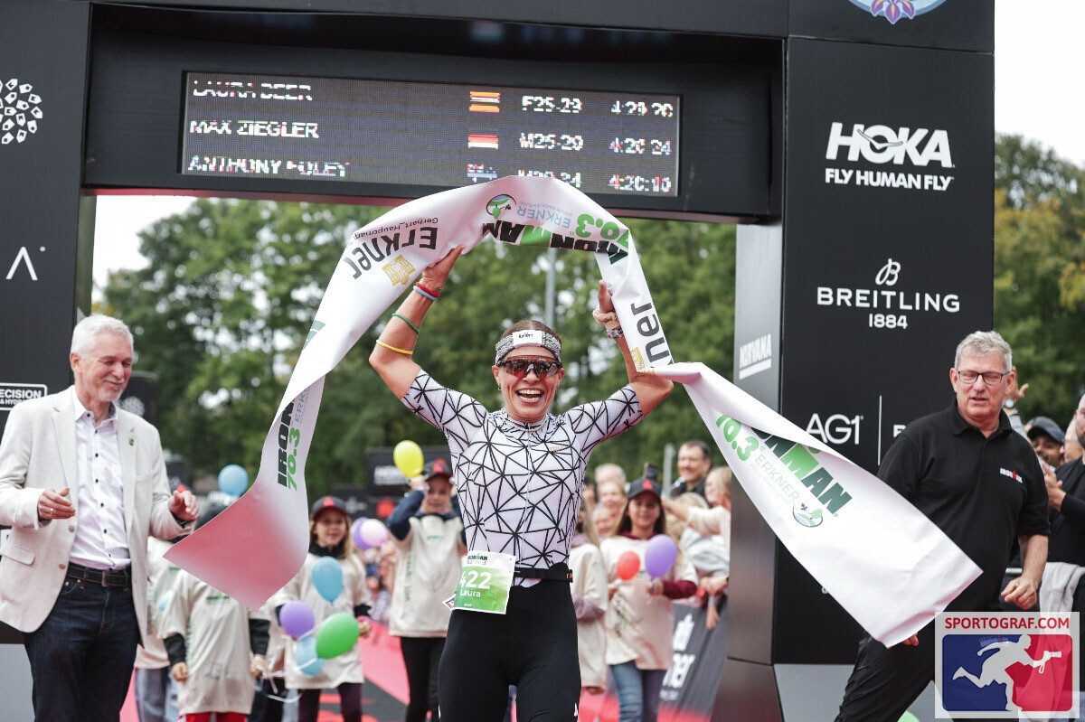 Laura Beer (27) hat als schnellste Frau den Ironman bei Brandenburg gewonnen. (Foto: Sportograf.com)