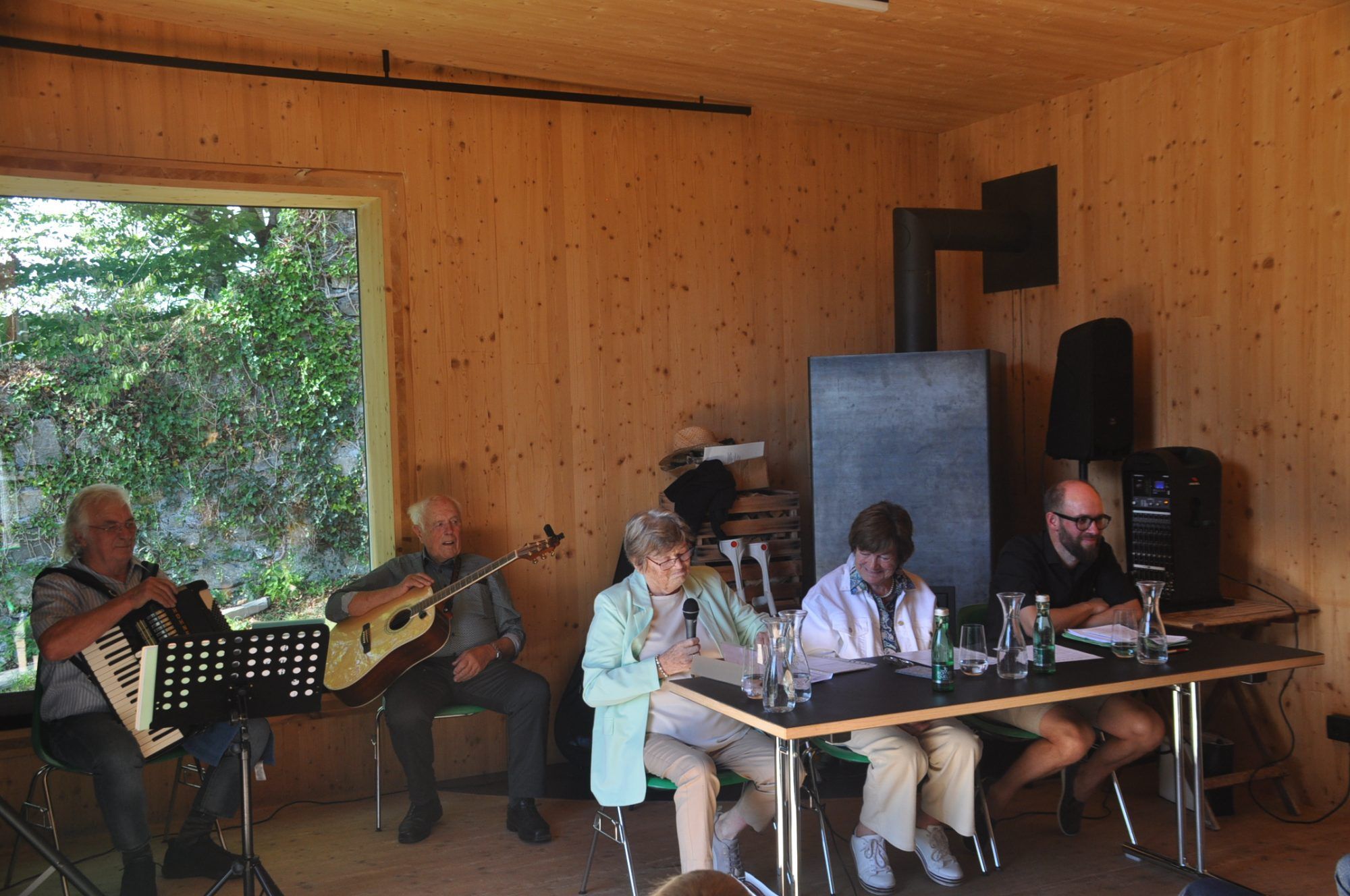 2. Musiker Franz-Josef Pühringer und Emil Burtscher, Dichter:innen Irene Würbel-Walter, Annelies Zerlauth und Hans Schobel
