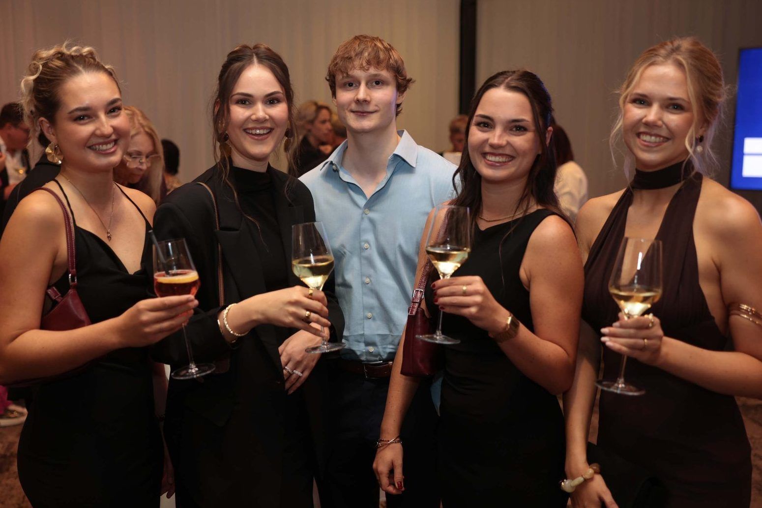 Lara Pfefferkorn, Laura Bickel, Jonas Mangeng, Laura Düngler und Linda Populorum.