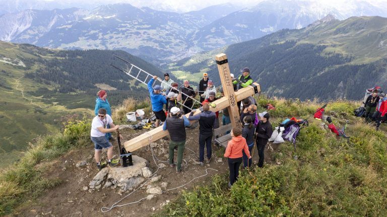 2026-08-22 Gipfelkreuz Geißspitz_2.jpg