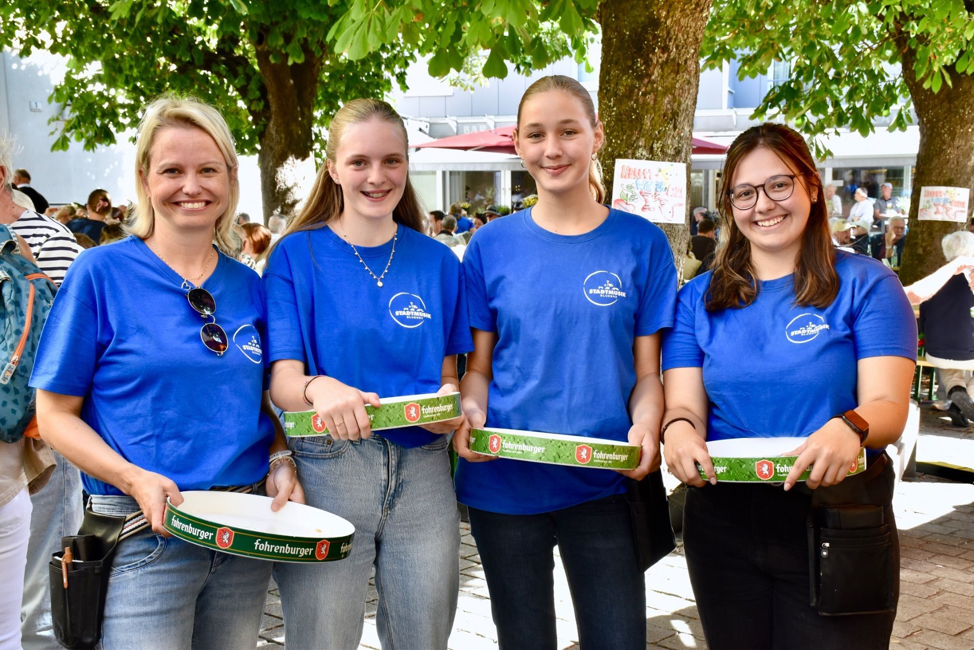 Katharina Nitschmann, Lisa Neyer, Paulina Fitsch und Jana Juriatti trugen zum Gelingen des Events bei.