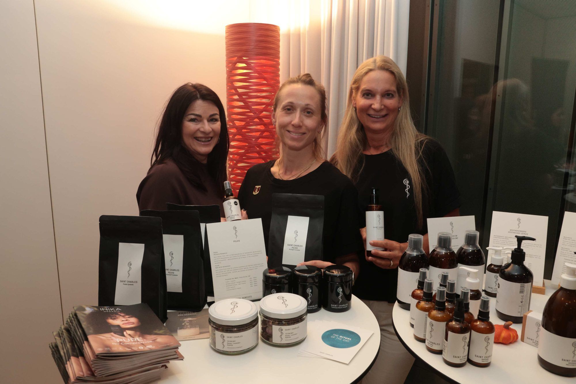 Eveline Immler, Susanne Spindler und Jutta Kolesa-Natter von der Stadtapotheke Dornbirn.