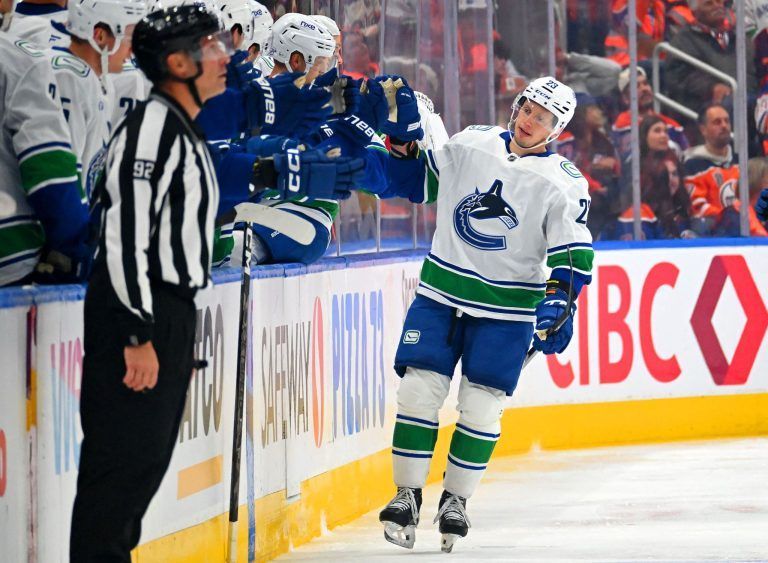HKN-SPO-VANCOUVER-CANUCKS-V-EDMONTON-OILERS