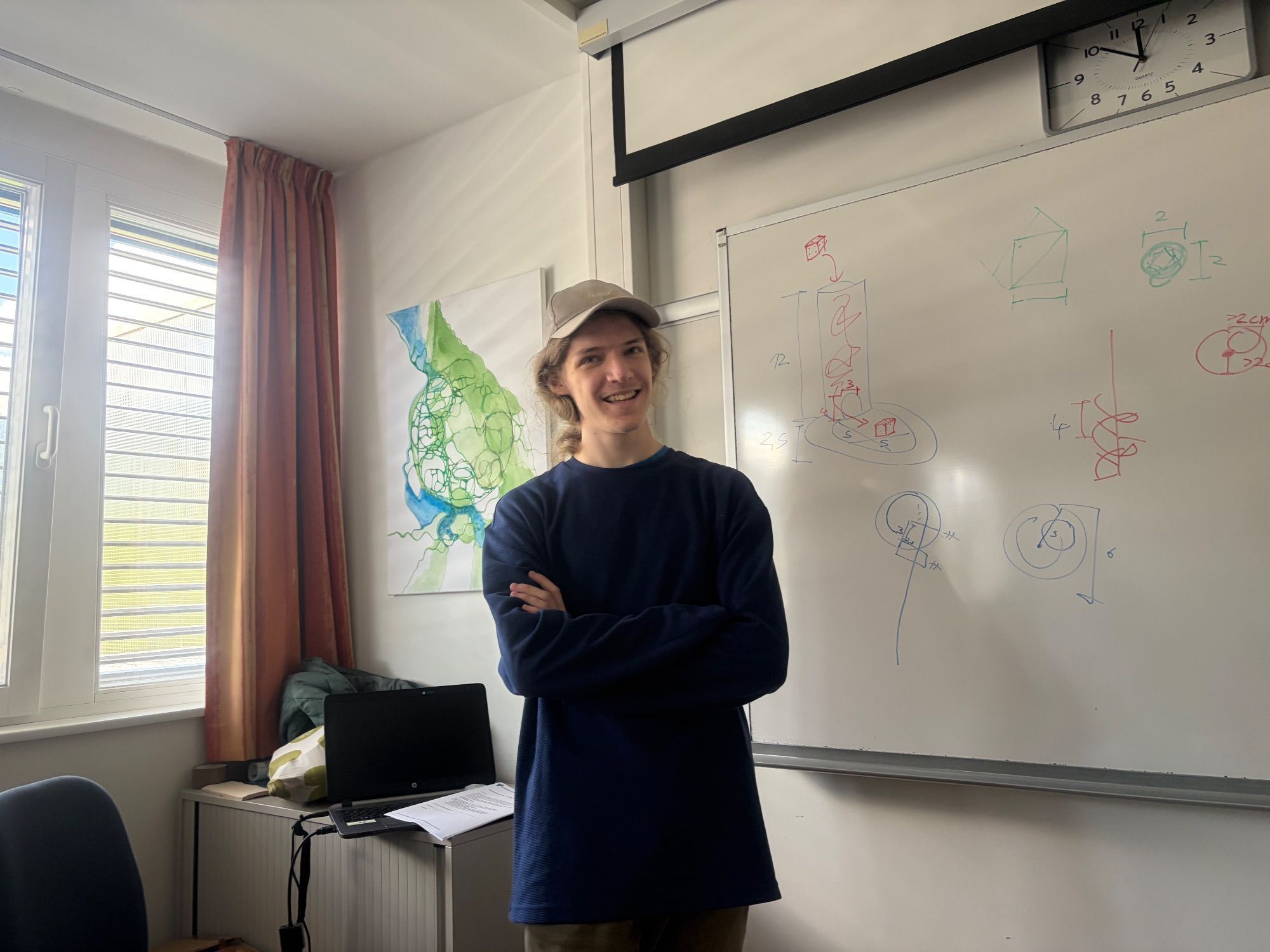 Ilias Pfister-Mayr ist der Kursleiter.