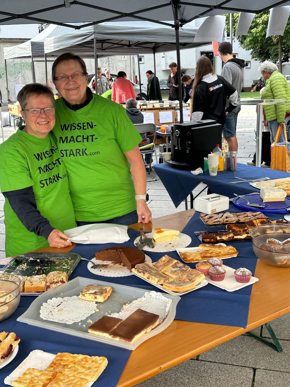 Auch heuer gibt es selbstgebackene Kuchen, die man vor Ort genießen oder mitnehmen kann.