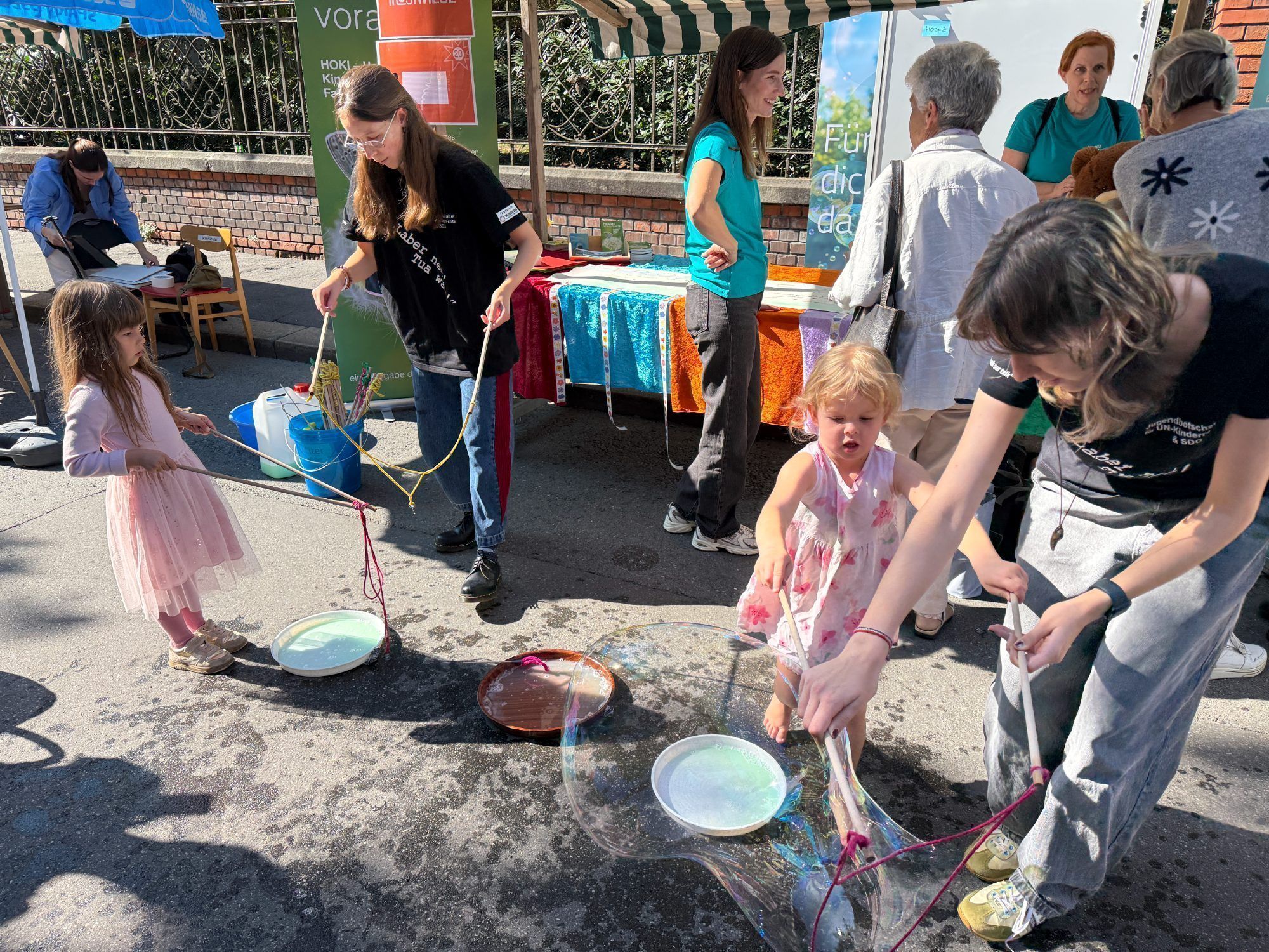 Seifenblasen war der Renner bei den Kindern