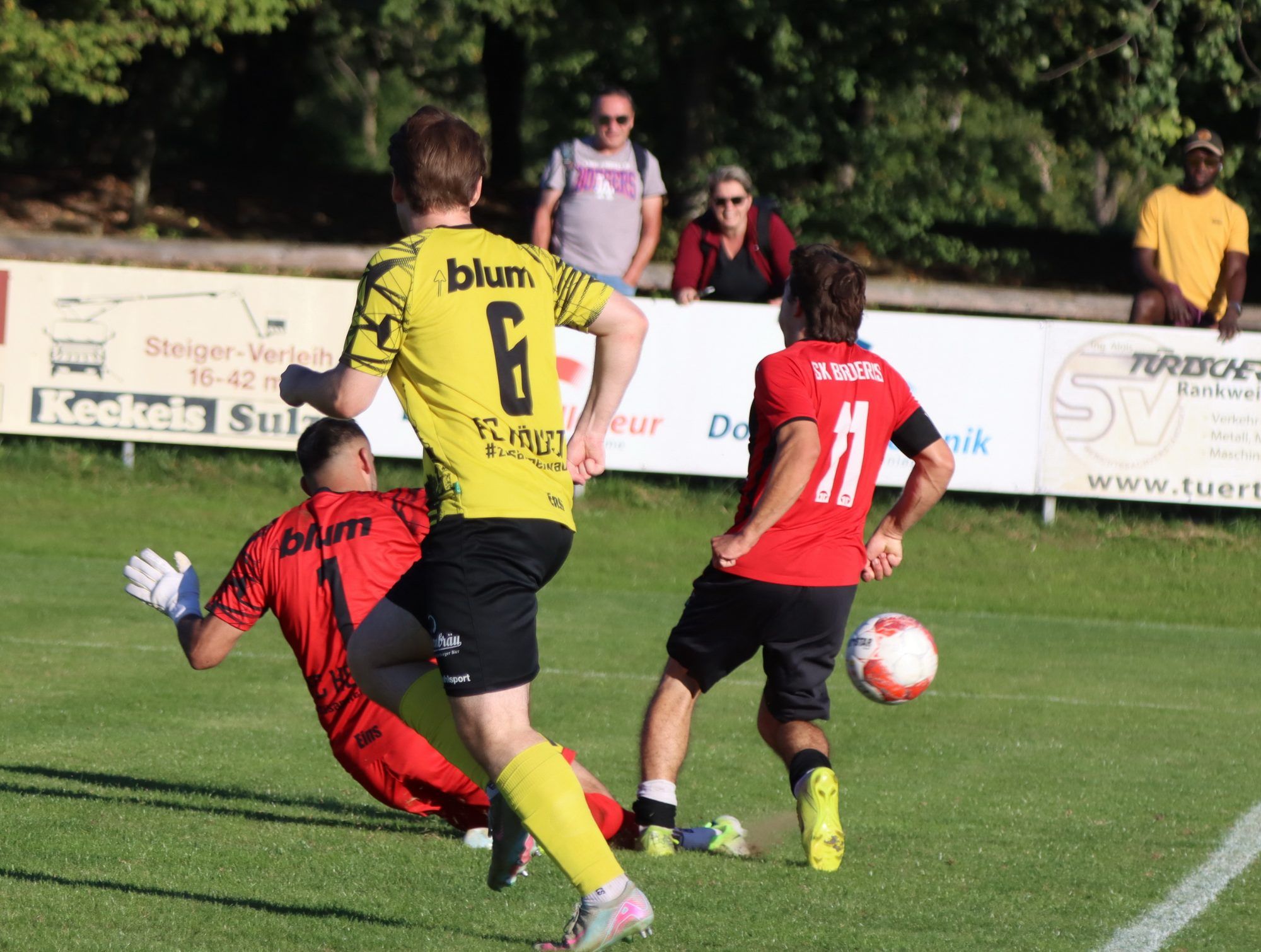 Szenen von Brederis gegen Höchst.