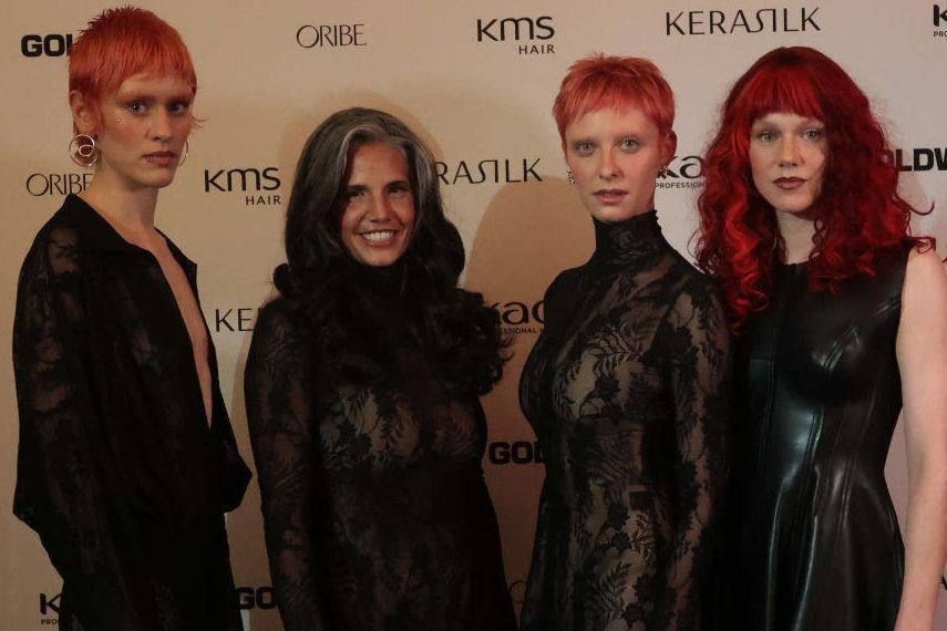 Vier der Models nach der Show.