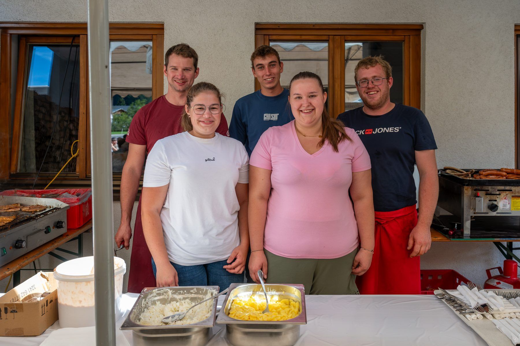 Der Hornerclup Au verwöhnte mit Köstlichkeiten vom Grill