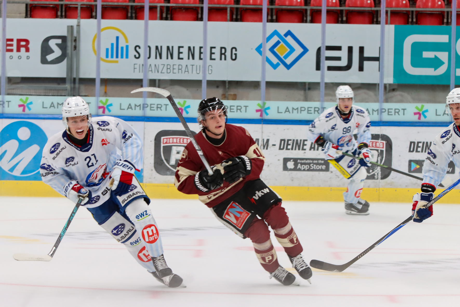 Will mit den Pioneers gegen die Ravensburg Towerstars zurück auf die Siegerstraße: Angreifer Max Stiegler.