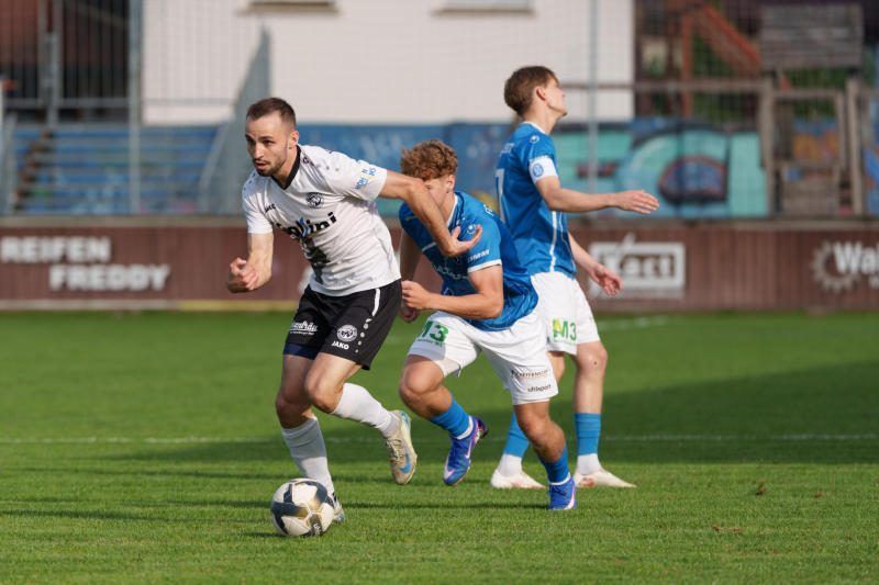 Szenen von den Auswärtssiegen von Hohenems und FC Lustenau. VN-STIPLOVSEK/14