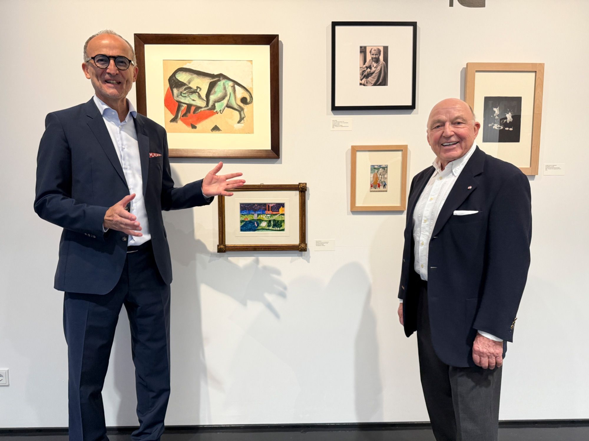Kurator Tobias G. Natter und Kunstsammler Hans Bäumler luden zur Ausstellung „Grüne Kuh und Ziegenbock_ ins Bäumler Areal