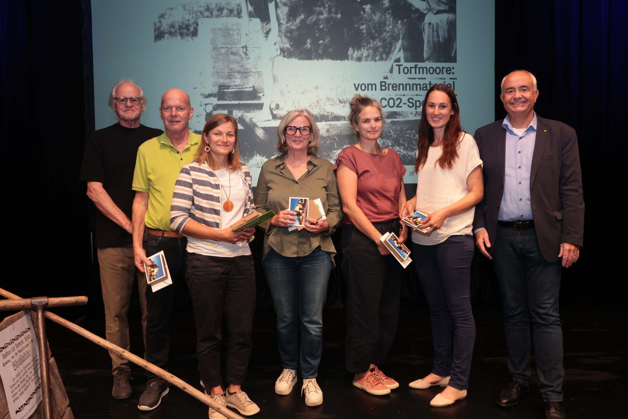 Wolfgang Berchtold, Reinhard Häusle, Romana Steinparzer-Kirisits, Christiane Machold, Sophie Baumschlager, Petra Häfele und Bgm. Manfred Böhmwalder.