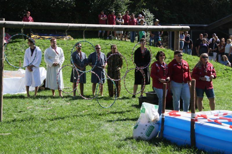Nicole Mayer (r.) mit Conny Domig-Ströhle (l.) bei der Begrüßung. 