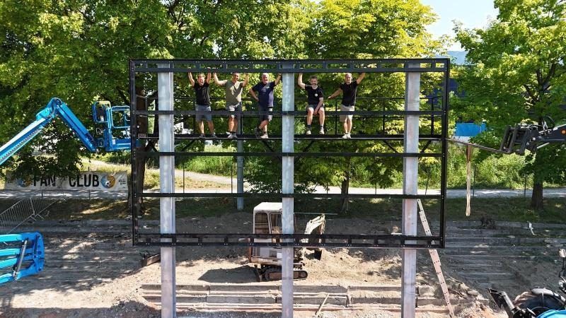 Bei Backofenhitze erfolgte der Aufbau.