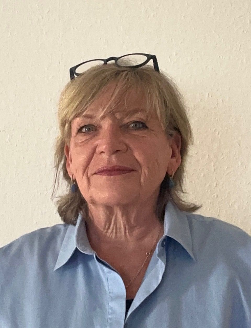 Annelies Mautner Huber entwickelt das experimentelle Sticken immer weiter. Sie ist eine der wenigen, die diese Kunstform in Vorarlberg ausübt.