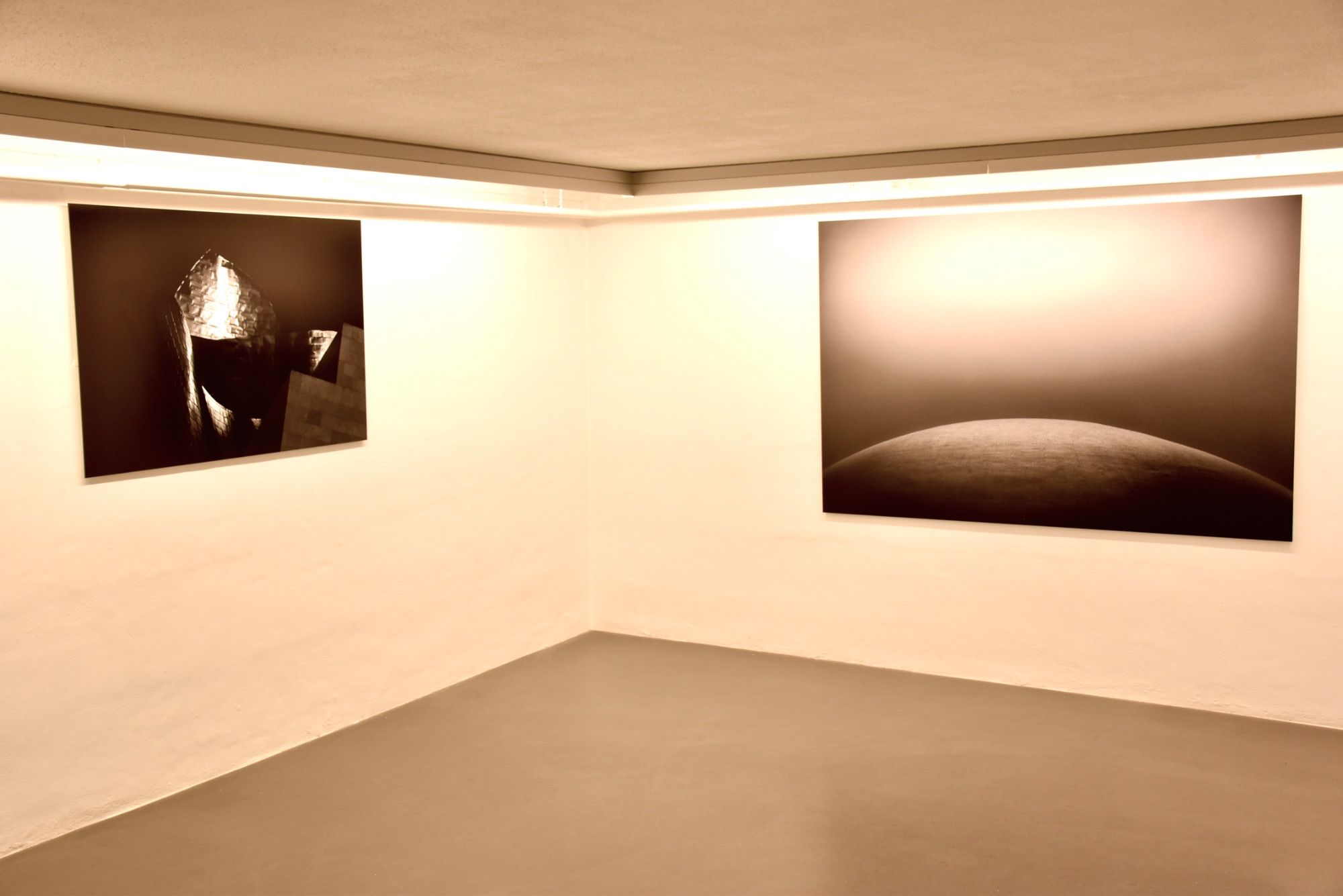 Kunstwerke des preisgekrönten Künstlers Hermann Präg in der MAP-Kellergalerie in der Bahnhofstraße 12 in Schruns. Der gebürtige Montafoner lebt und arbeitet seit Jahrzehnten in Bregenz und stellt bis 11. Oktober in der Oberländer Galerie aus.