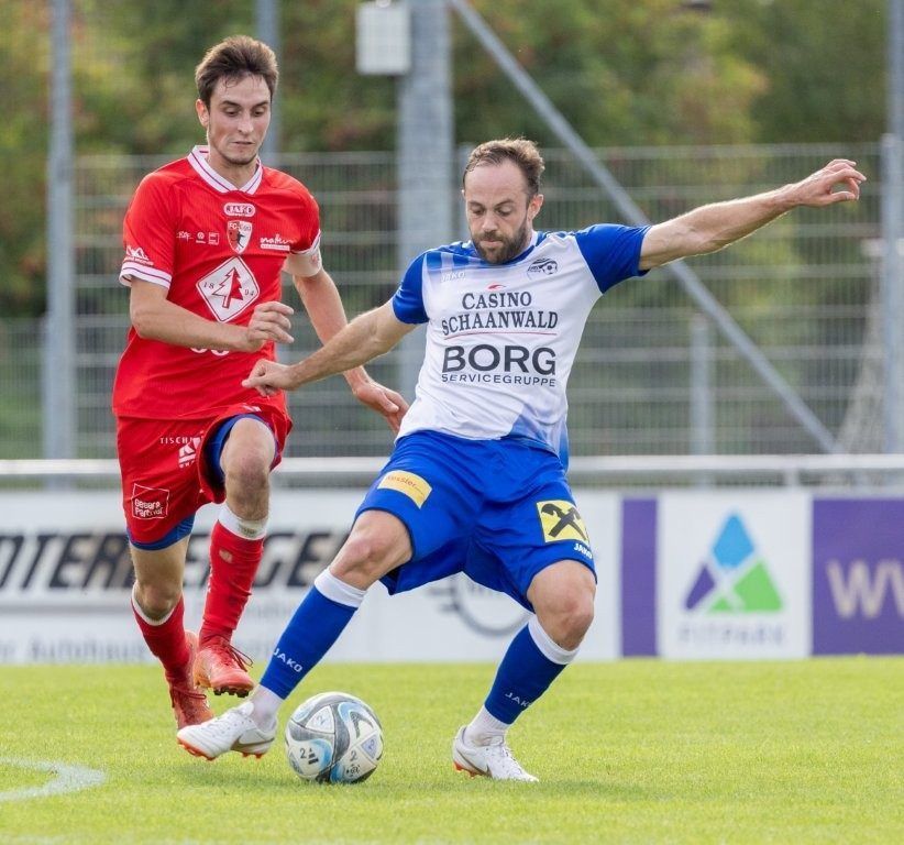 Stark: Eric Weixlbaumer (r.) mit einem Egg-Kicker. VN-Paulitsch