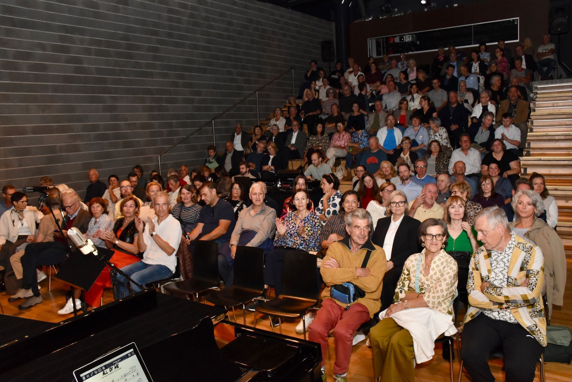 An beiden Abenden - hier der zweite - war das Konzert ausverkauft.