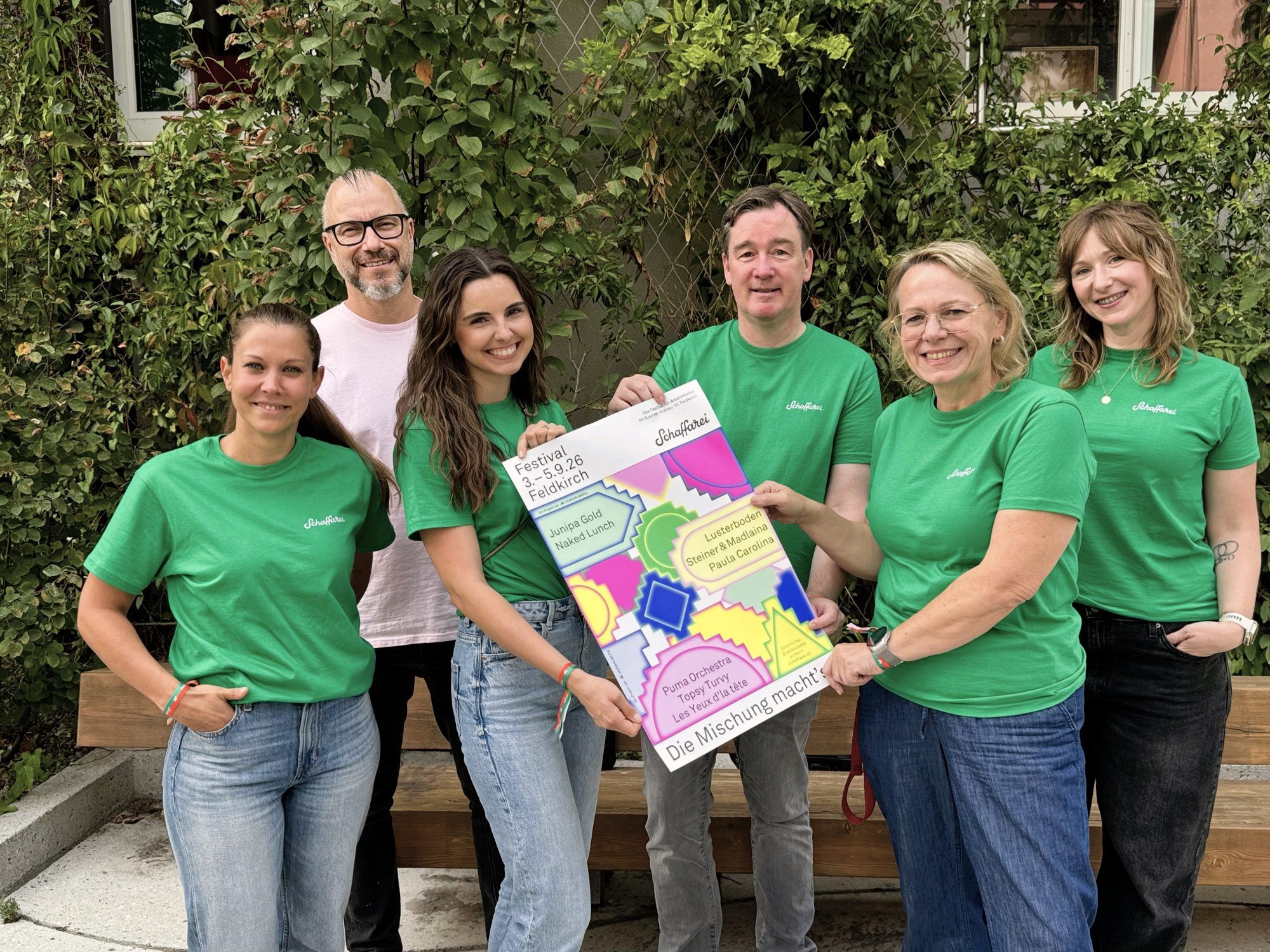 Das Event-Team mit Nora Huber, Andreas Feuerstein, Kheira Neier, Jürgen Gorbach, Petra Lange und Anja Förtsch beim Schafferei Festival.
