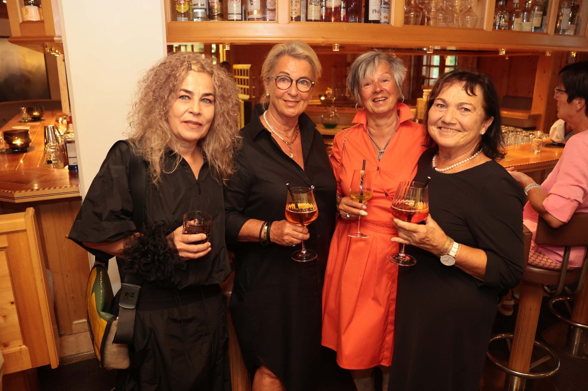 Klaudia Hofmann, Claudia Weißschädel, Dorli Hübner und Agnes Schmidbauer.