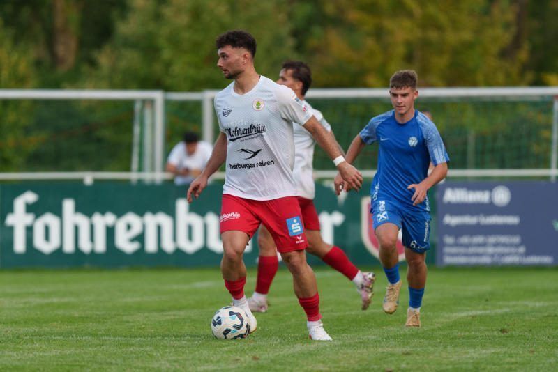 Szenen von den Auswärtssiegen von Hohenems und FC Lustenau. VN-STIPLOVSEK/14