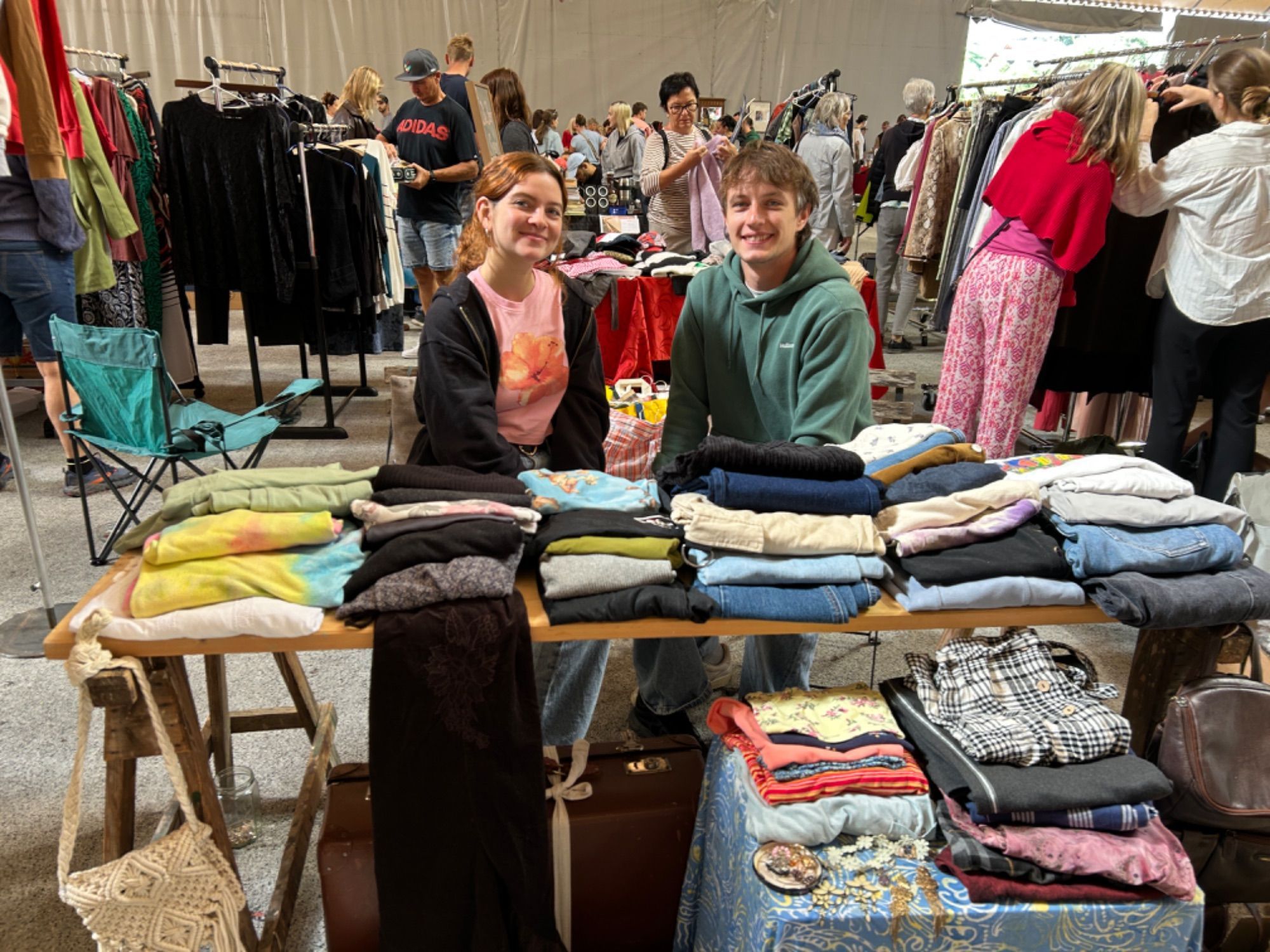Impressionen vom Flohmarkt im Aktivpark