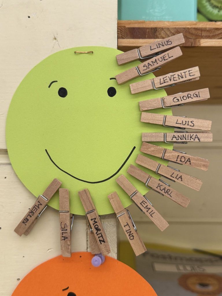 "Wir lassen zuerst mal Ballons steigen" – Warum in diesen Berggemeinden eine Woche früher Schule ist